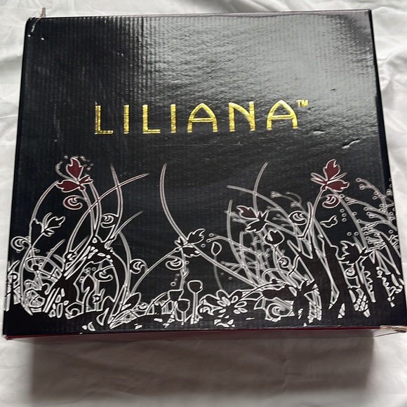 Liliana Burgandy Open Toe Lace Up Wedges. Suede SIZE 6.5 New w/ Tags. - Picture 8 of 9